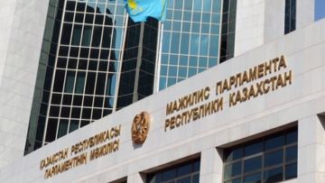 Májiliske raqymshylyq pen jerge qatysty jańa zań jobalary tústi