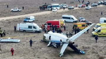 رەسەي AZAL اپاتىنان قازا تاپقان قازاقستاندىقتارعا ٶتەماقى ۇسىنباعان