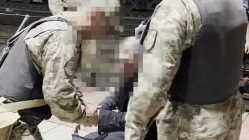 20 jyl boiy Reseide jasyrynyp júrgen er adam Qazaqstanǵa qaitaryldy