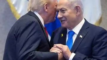 “Мен болмағанда түрмеде отырар едің”. Трамп Нетаньяхуға ашуланды
