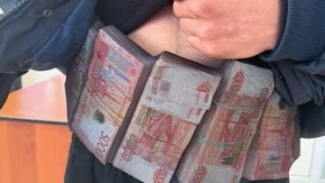 Қазақстаннан шетелге заңсыз ақша шығармақ болғандардың жолы кесілді
