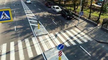 Almatyda júrgizýshi bes jaiaý júrginshini qaǵyp ketti