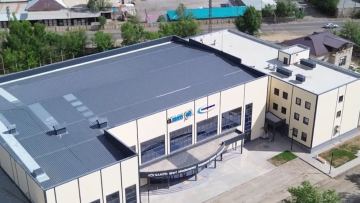 Қазақмыс Ұлытауға инвестиция салуда: Руслан Өскенәлі әлеуметтік нысандар құрылысының барысын тексерді