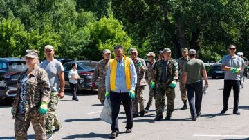 «Таза Қала – Таза болашақ»: Өскемен жастары сенбілікке шықты