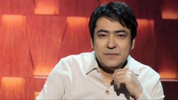 Meirambek Bespaev asyǵa kútken qýanyshty habaryn elge jetkizdi