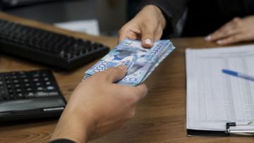 ەندٸ ەرٸپتەسٸڭٸزدٸڭ جۇمىسىن اتقارساڭىز, قوسىمشا اقى تٶلەنەدٸ