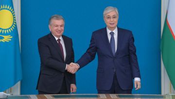 Toqaev Mirziioevke qońyraý shaldy