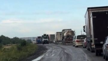 Кезек күткісі келмеген жүргізушілер жолдағы қауіпті күшейтті