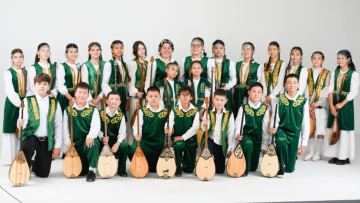 Batys Qazaqstan oblysynda Dombyra kúni aiasynda 100-den astam is-shara ótti