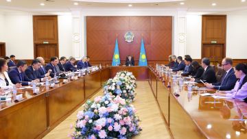 Олжас Бектенов Инвестициялық ахуалды жақсарту жөніндегі кеңестің отырысын өткізді