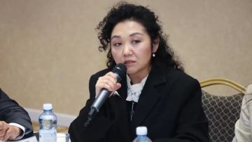 Qarlyǵash Jamanqulova Quryltai úshin “Ádil sózden” ketti