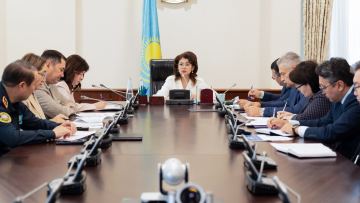 ٷكٸمەتتە بالالاردىڭ جازعى دەمالىس كەزٸندەگٸ قاۋٸپسٸزدٸگٸن قامتاماسىز ەتۋ مەسەلەلەرٸ قارالدى