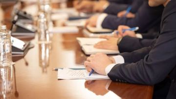 Сайлауалды науқан: партиялар арасындағы бәсеке күшейіп келеді