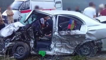 СІМ Алтай Республикасындағы жол апатынан зардап шеккен қазақстандықтарға көмек көрсетіп жатыр