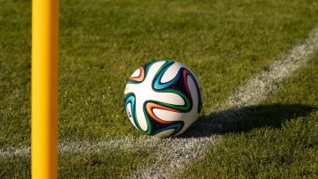 Qazaqstan da qoldady: ÝEFA FIFA týrnirlerine boikot jariialaýǵa kelisti