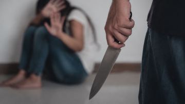 “Birneshe ret pyshaqtaǵan”. Atyraýda áiel kúieýiniń qolynan qaza tapty