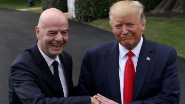 FIFA prezidenti qyzmetin saqtap qalý úshin Tramptan qoldaý surap júr - BAQ