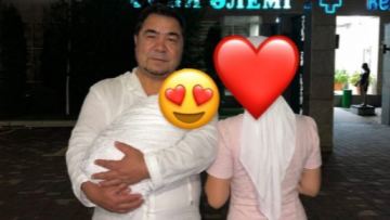 "50-دە بالالى بولعان كەرەمەت ەكەن": اكتەر قاجەت سماعۇل سٷيٸنشٸ جاڭالىعىن جارييالادى