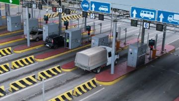 Úsh aqyly jolda rekord: bir aida jarty millionnan asa kólik ótken