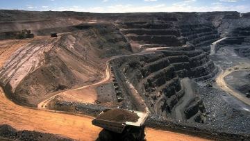 Qazaqstan mineraldy otyn óndirýde álemde 13-orynda tur
