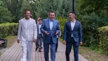 ShQO jastary óńir basshysymen sport, JI jáne volonterlik máselelerin talqylady