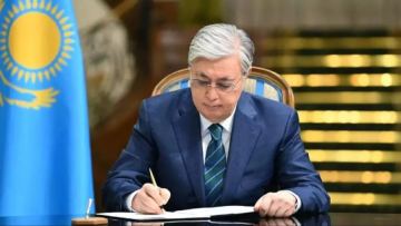 توقاەۆ مەملەكەتتٸك ناگرادالار تٸزٸمٸن تولىقتىردى: جاڭا مەدال مەن قۇرمەتتٸ اتاق ەنگٸزٸلەدٸ