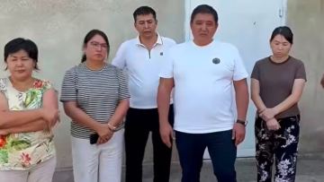 Baqytjan Bazarbek jol apatynan zardap shekken jigittiń týystarymen úndeý jasady (VIDEO)