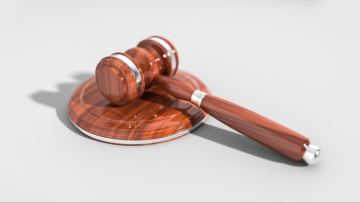 دۇرىس تاماقتانۋ داۋى: كەسٸپكەر تۇتىنۋشىعا 3,6 ملن تەڭگە قايتارادى