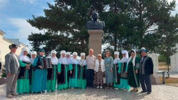 Almaty oblysynda Tumanbai Moldaǵalievtiń jubaiy Quryltai sailaýynda daýys berdi