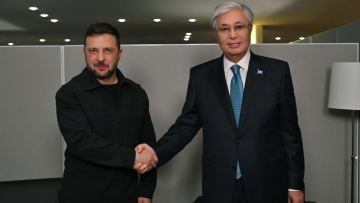 Тоқаев Зеленскийді Украина Тәуелсіздігінің 35 жылдығымен құттықтады