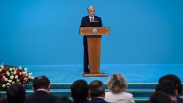 Тоқаев: "Құрылтайға өткен партиялар депутаттардың тізімін әзірлеуге тиіс"