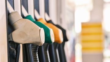 Қазақстанда бензиннің сапасы күмән тудырды: министрлік жаппай тексеріс бастады