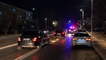 Қарсы жолаққа шығып, жолды бөгеген: Қызылорда облысында той кортежінің жүргізушілері жауапқа тартылды