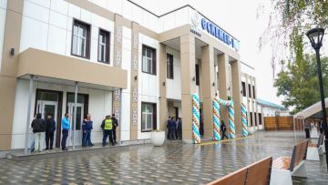 ٶسكەمەن ۆوكزالى تولىق جاڭاردى: جولاۋشىلارعا جاڭا جاعداي جاسالدى