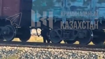 Балқашта жүк пойызы 34 жастағы ер адамды қағып кетті