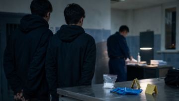 Алматыда екі жасөспірім есірткі сатпақ болды деген күдікке ілінді