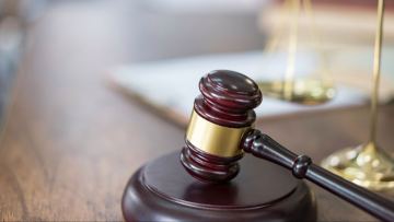 Бірнеше белгілі блогер заңсыз лотерея үшін айыппұл арқалады