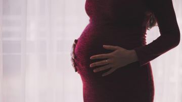 «Өзің үшін бала тусаң, жәрдемақы жоқ»: 2027 жылдан не өзгереді?