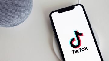 Quryltai depýtaty tresh-strimderge qatań jaza engizýdi usyndy