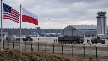 Трамп Польшада АҚШ-тың тұрақты әскери базасы құрылуы мүмкін екенін мәлімдеді
