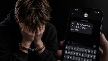 Астанадағы сауда орталығына жарылғыш зат қойылғанын айтқан жасөспірім Украинада ұсталды