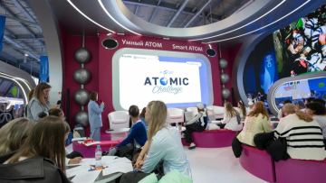 Қазақстанның жас көшбасшылары Екатеринбургтегі Дүниежүзілік жастар фестивалінде халықаралық атом күн тәртібімен танысты