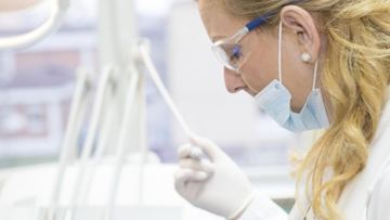 Фельдшерді балағаттаған әйел 130 мың теңге айыппұл арқалады