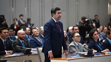 توقاەۆ ەرلان قوشانوۆتى قازاقستان حالىق كەڭەسٸنٸڭ تٶراعالىعىنا ۇسىندى
