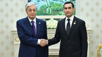 Тоқаев Түрікменстан президентімен кездесті