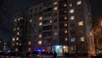 Оралда екі жасөспірім тоғыз қабатты үйден құлап қаза тапты