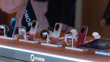 HONOR kúrdeli jaǵdailarǵa daiyn jańa smartfon HONOR X9e Pro smartfonyn tanystyrdy