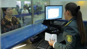 جالعان قۇجاتپەن ەلگە كٸرمەك بولعان شەتەلدٸكتەر ۇستالدى