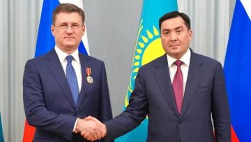 Ерлан Ақкенженов Александр Новакпен кездесті