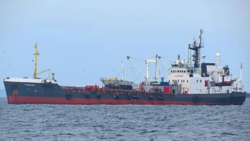 Iran Ormýz buǵazynda jeti tanker zaqymdanǵanyn málimdedi